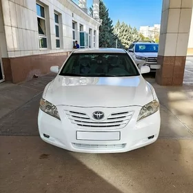 Toyota Camry 2008