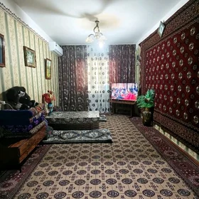 Мкр Химик 3 - х комнатная