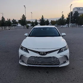 Toyota Camry 2020