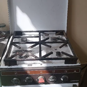 4 GÖZLI GAZ PLITASY