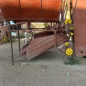 MTZ 80 1999