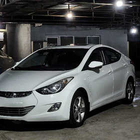 Hyundai Elantra 2011
