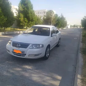 Nissan Sunny 2010