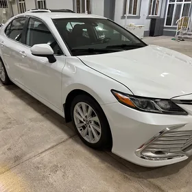 Toyota Camry 2023