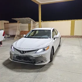 Toyota Camry 2023
