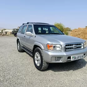 Nissan Pathfinder 2002