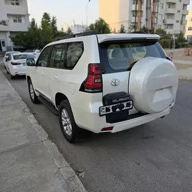Toyota Land Cruiser Prado 2020