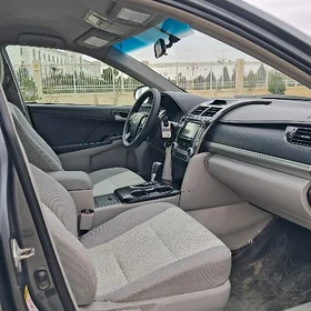 Toyota Camry 2012