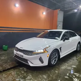 Kia K5 2021