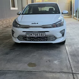 Kia Rio 2021