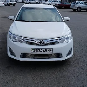 Toyota Camry 2012
