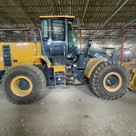XCMG ZL50 2024