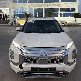 Mitsubishi Outlander 2026