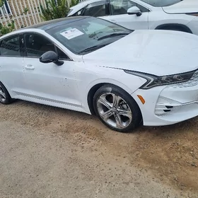 Kia K5 2021