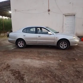 Daewoo Leganza 1998