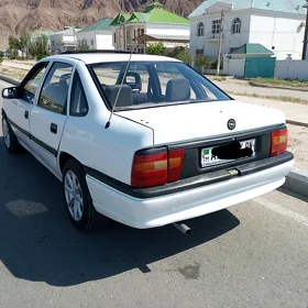 Opel Vectra 1992