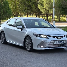 Toyota Camry 2022
