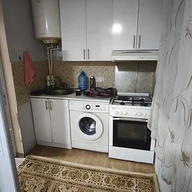11mkr 1etaž 1komnat 2edilen