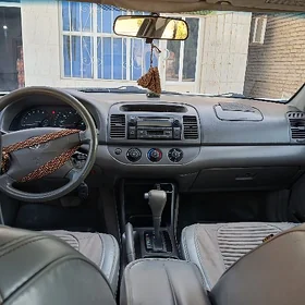 Toyota Camry 2003