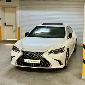 Lexus ES 350 2021