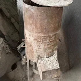 Iým Üweýän