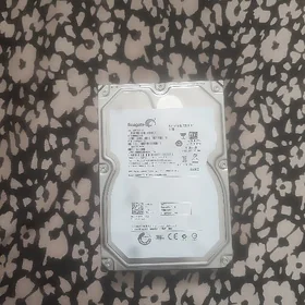 Seagate HDD 1TB zostki disk