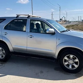 Toyota Fortuner 2006