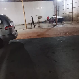 moýka işgär gerek