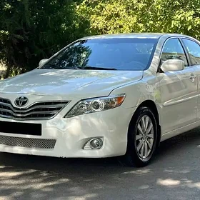 Toyota Camry 2011