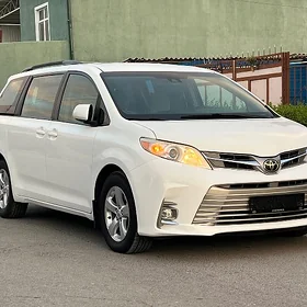 Toyota Sienna 2020