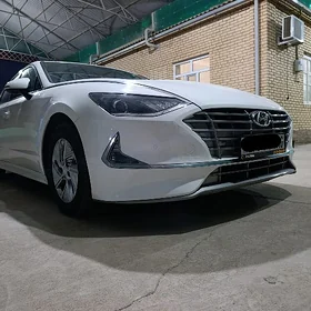 Hyundai Sonata Hybrid 2020
