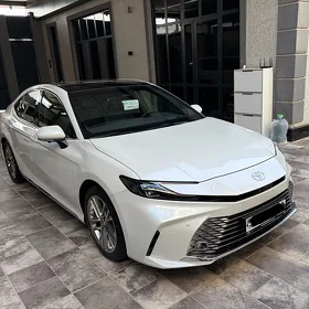 Toyota Camry 2026