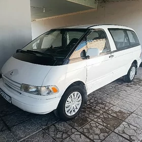 Toyota Previa 1992