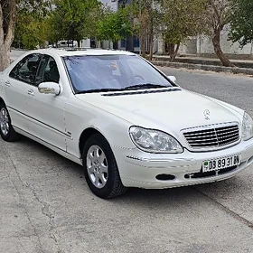 Mercedes-Benz S-Class 2001
