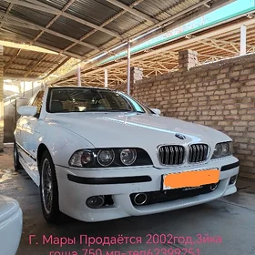 BMW E39 2002
