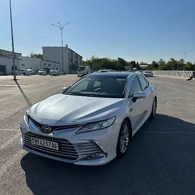 Toyota Camry 2023
