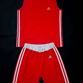 Boks eşik gyzyl