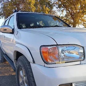 Nissan Pathfinder 2003