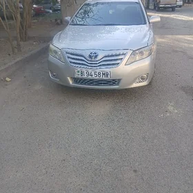 Toyota Camry 2010