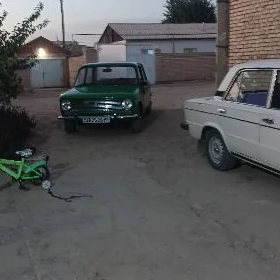 Lada 2104 1982