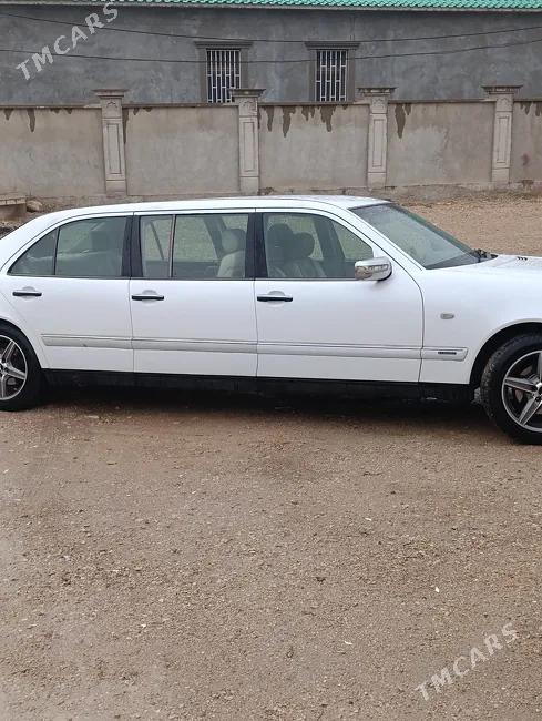 Mercedes-Benz E320 1998 - 1