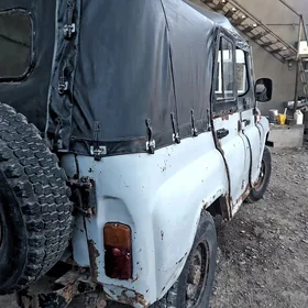 UAZ 469 2002