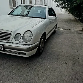 Mercedes-Benz 400SE 1998