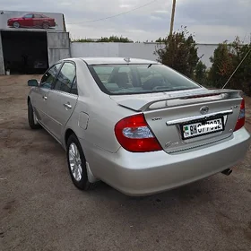 Toyota Camry 2004