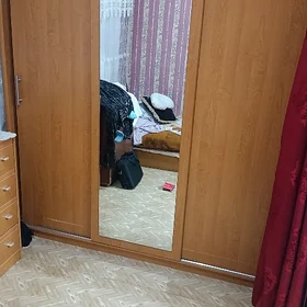 Продается  2 шкафа