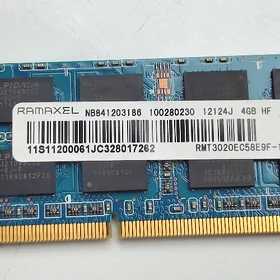 RAM 4 GB