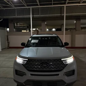 Ford Explorer 2024