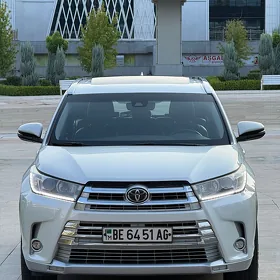 Toyota Highlander 2019