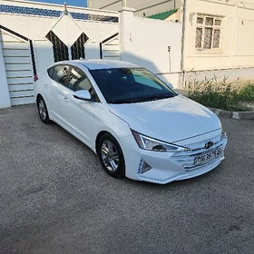 Hyundai Elantra 2020