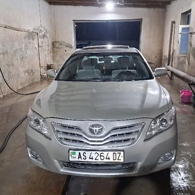Toyota Camry 2010